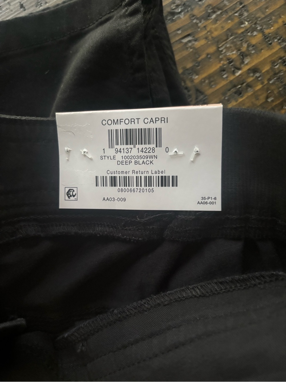 NWT! Style & Co. Plus Size Comfort Waist Capri Pants 2 pair (black and navy) 14W - Picture 5 of 6
